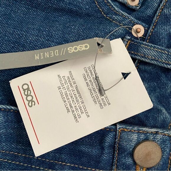 NWT ASOS Denim High Rise Step Hem Mom Jeans Size 28 - Picture 8 of 10